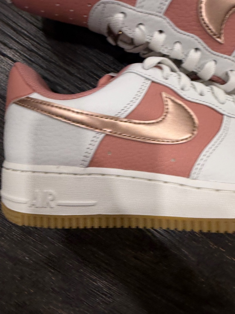 PS Nike Force 1 Low Rust Pink/Metallic Red Bronze/Summit White size 8.5 women - Picture 2 of 9